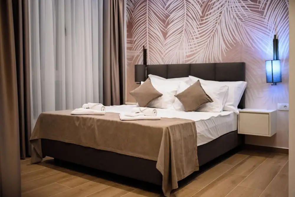 G Star Hotel