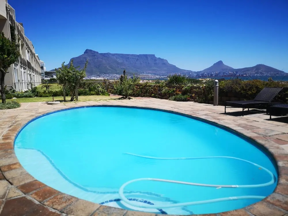 Family Cape Town Beachfront Apartment
