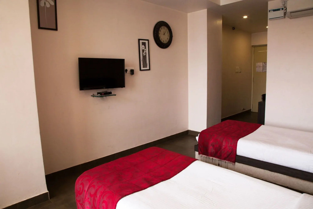 Checkin Regency By OYO Rooms