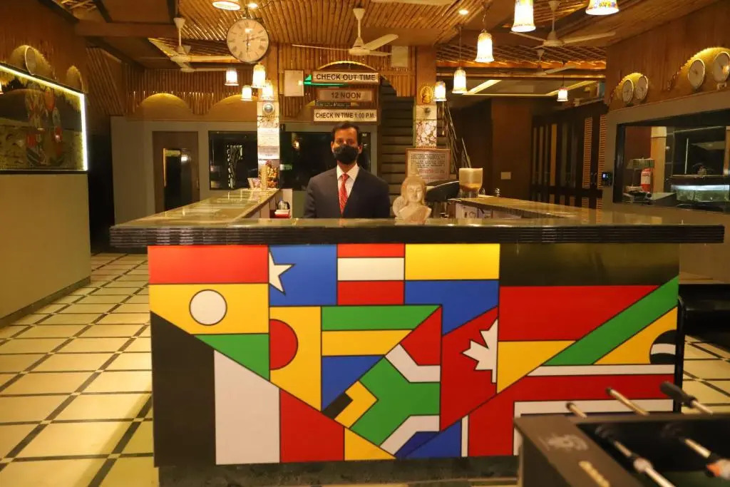 Hotel Hari Piorko Grand - 2 Min from New Delhi Railway Station