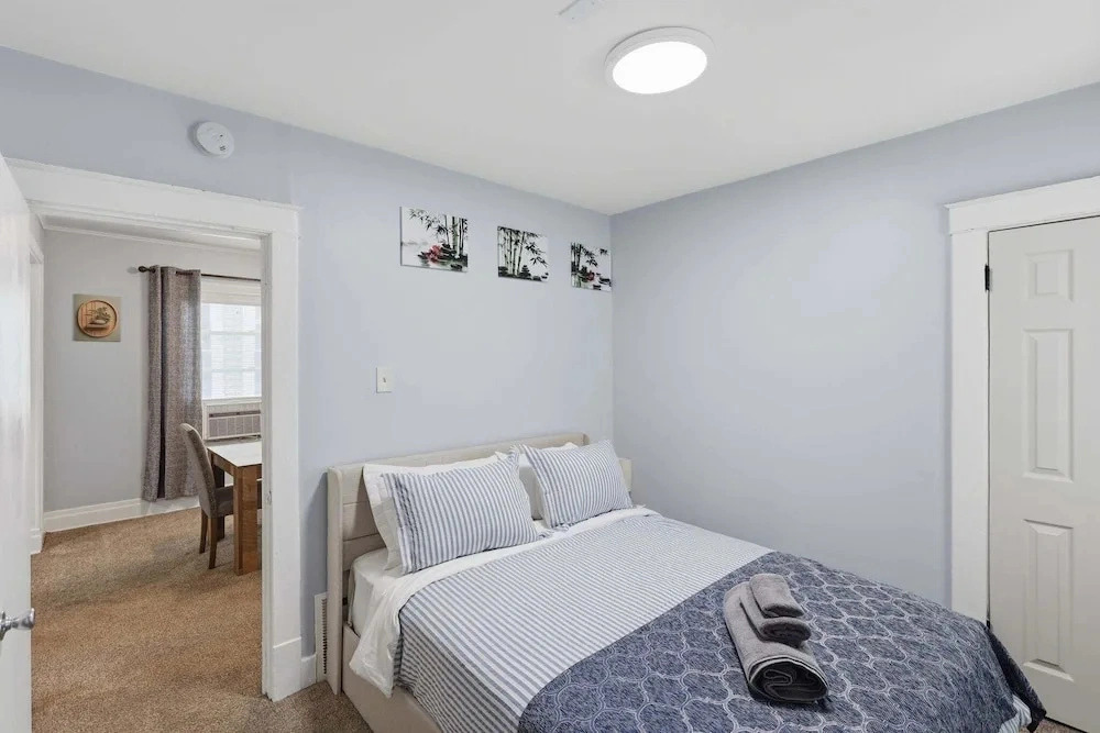 Niagara Adventure Basecamp Walk To The Falls 2 Bedroom Duplex