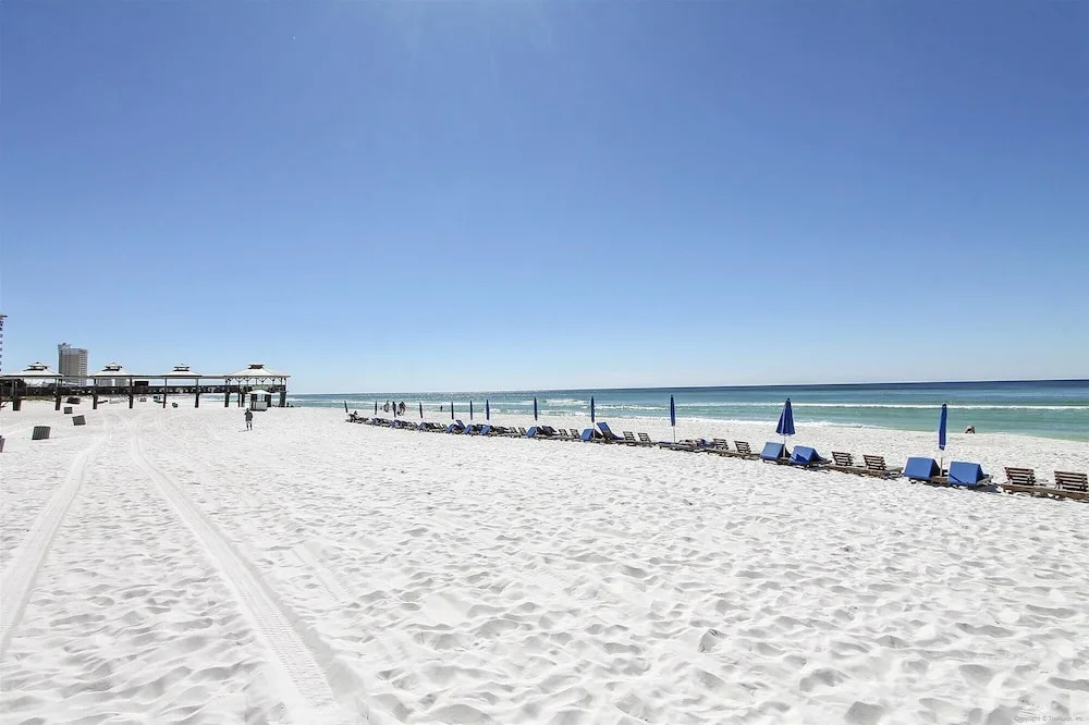 Shores of Panama 2028 - Luxurious Gulf-Front 3 Bedroom/3 Bath 3 Condo by RedAwning