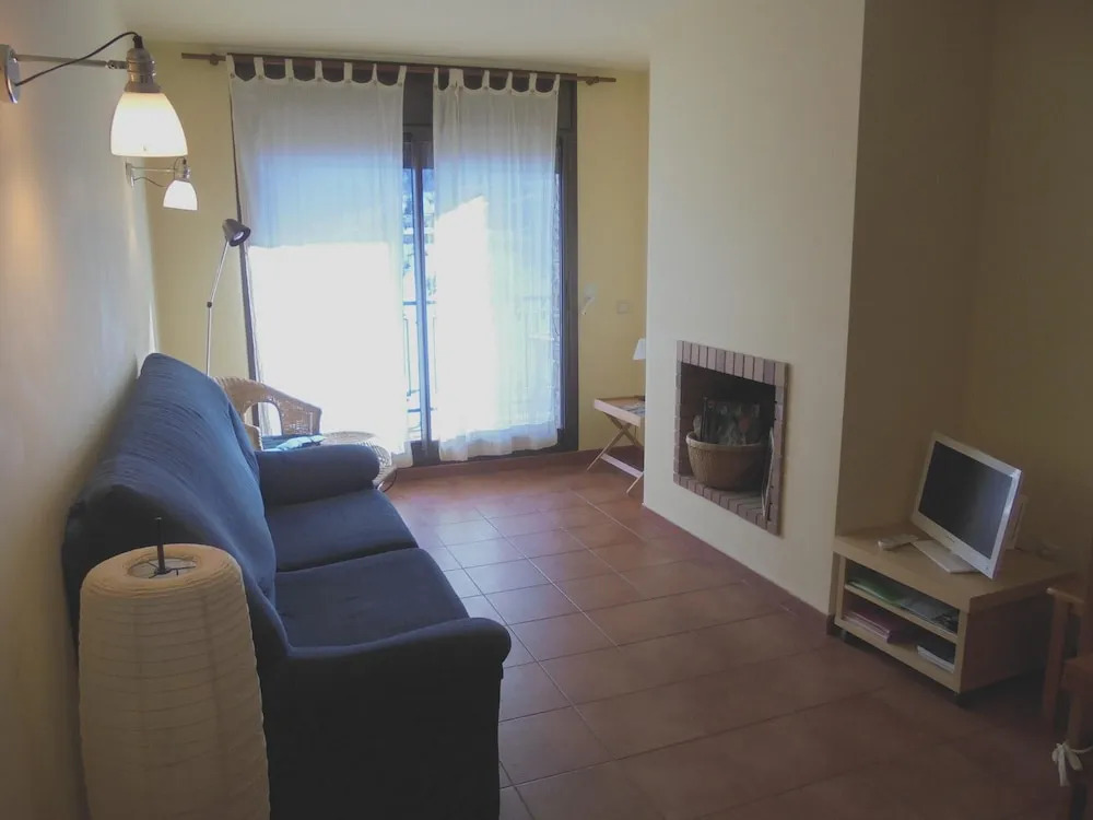 Apartment With 2 Bedrooms In Arinsal With Wonderful Mountain View