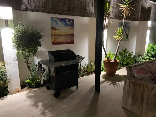 Casa Holandaluzas Marbella near Beach, with salt water Pool and private parking