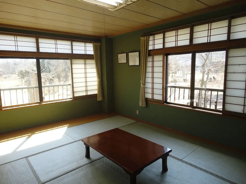 Yamanouchi Guest House