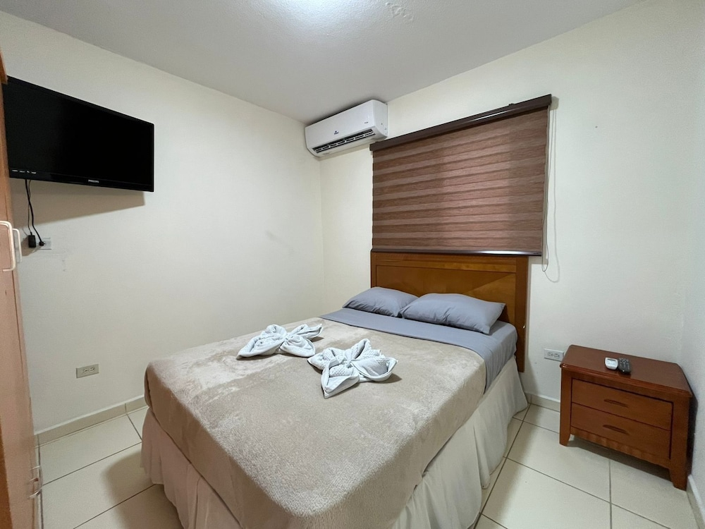 Hacienda Apartments near the beach