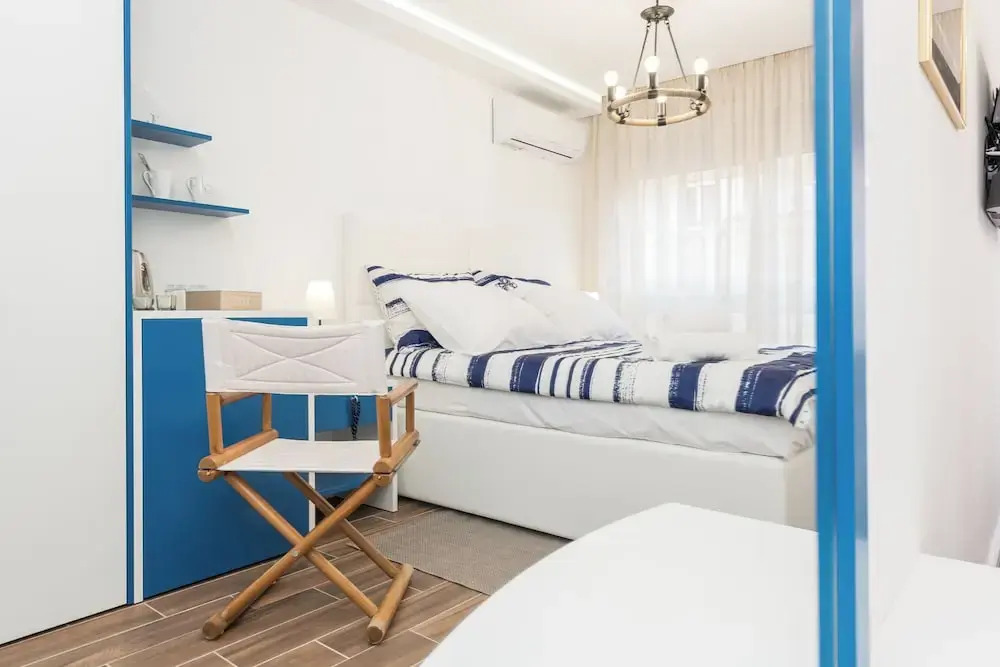 Blue Old Navy Rooms