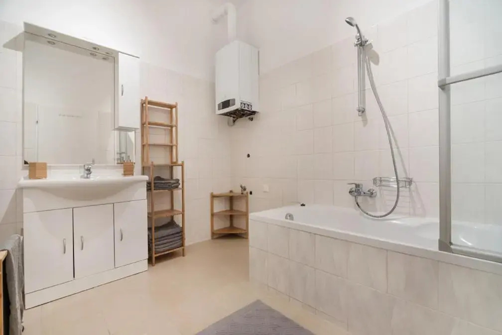 Caring Family Apartment Close To The Center