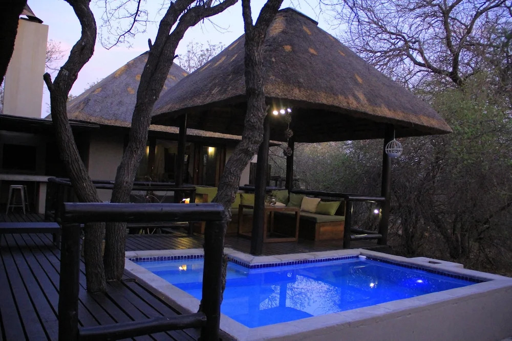 Hoedspruit Raptors Lodge N16