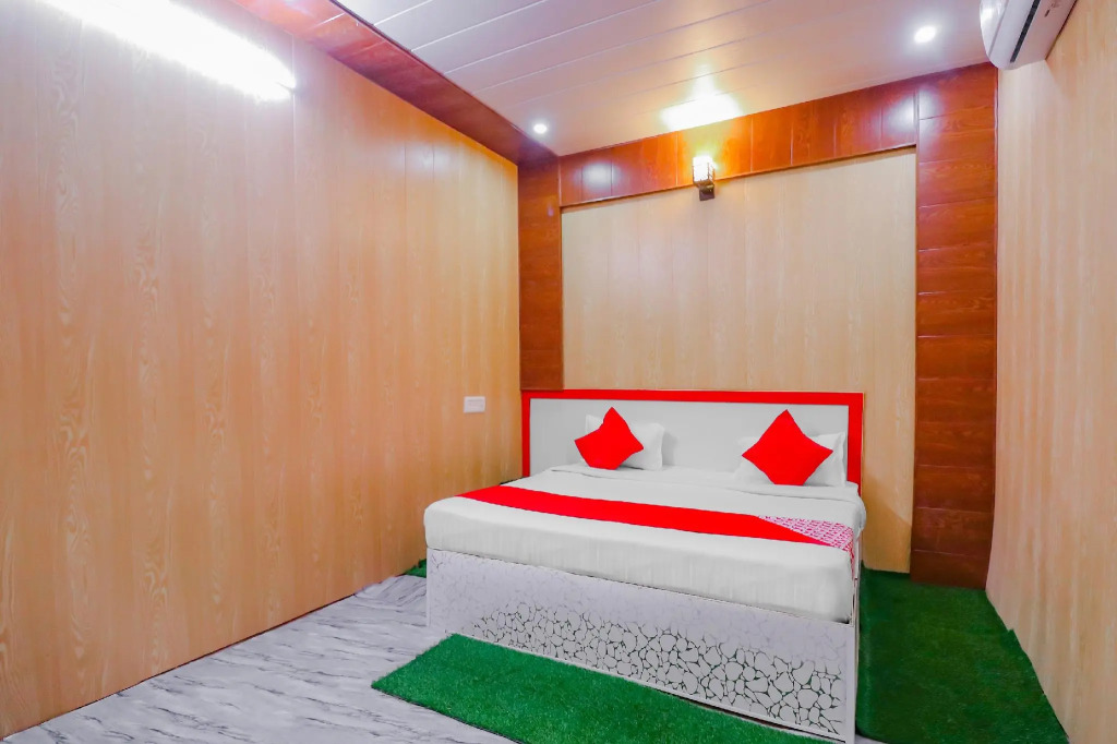 OYO 78775 Yamnotri Dham