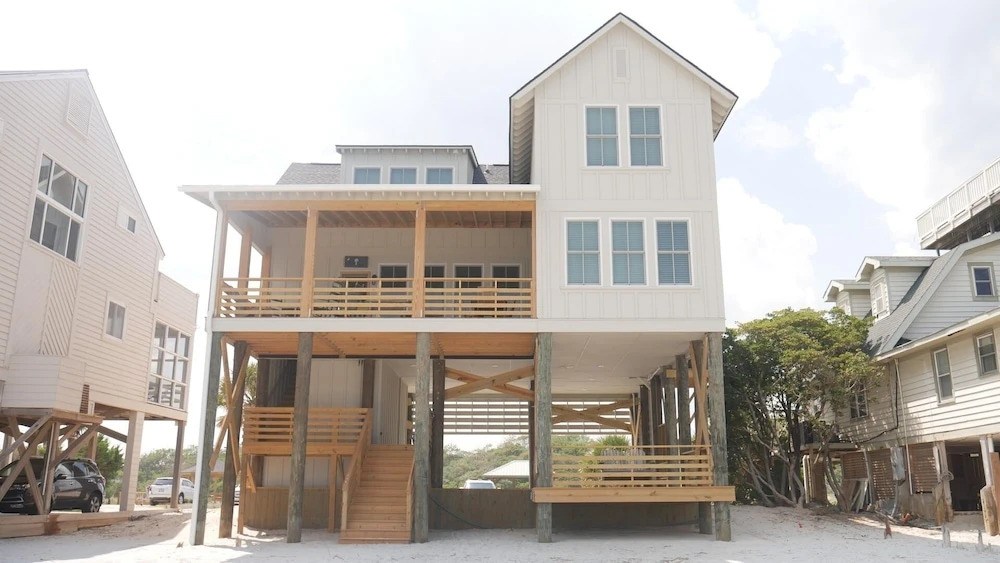 Shankri-la - 3 Br Home