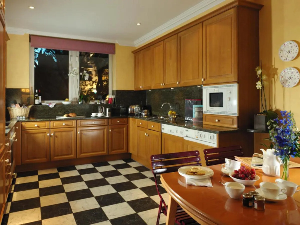 Cheval Thorney Court at Hyde Park