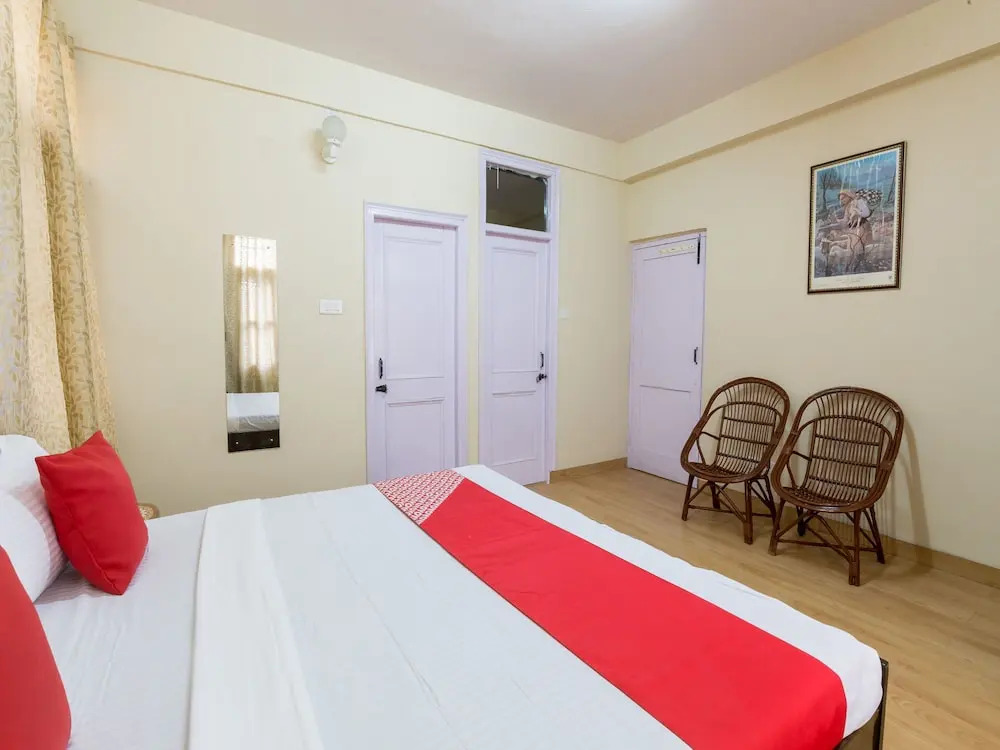 OYO 12689 Home 2BHK Himuda Kasumpti