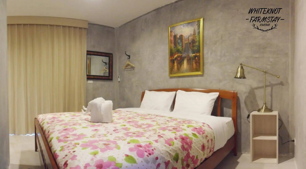 White Knot Khao Yai