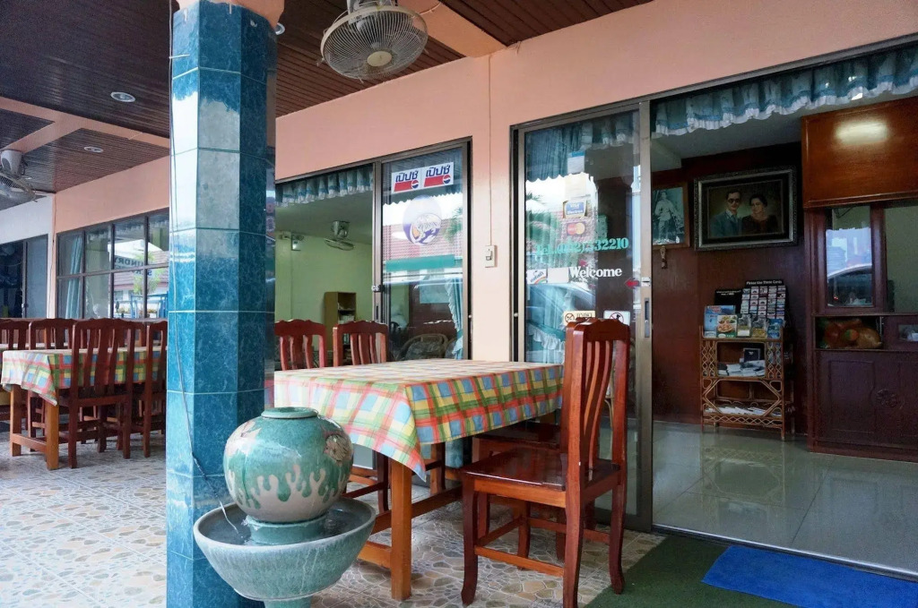 Royal Beach Guest House