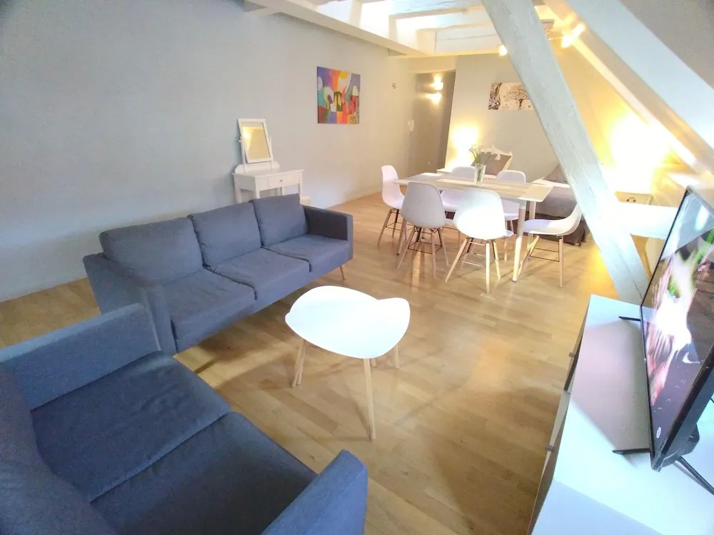 HomePlace Appart St Pierre Parking Free