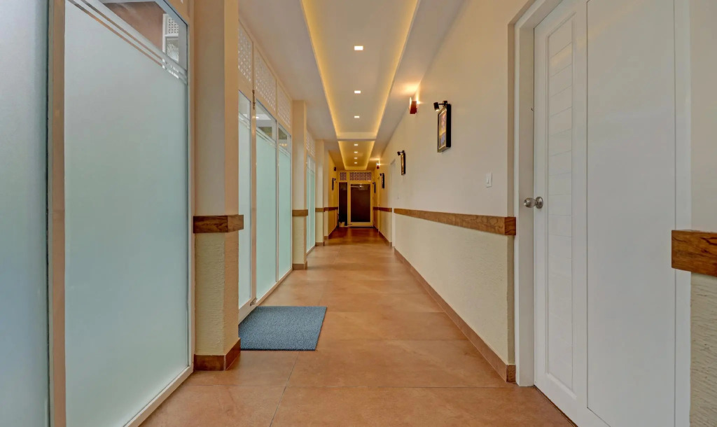 Treebo Golden Terminal Kochi Airport With Swimming Pool