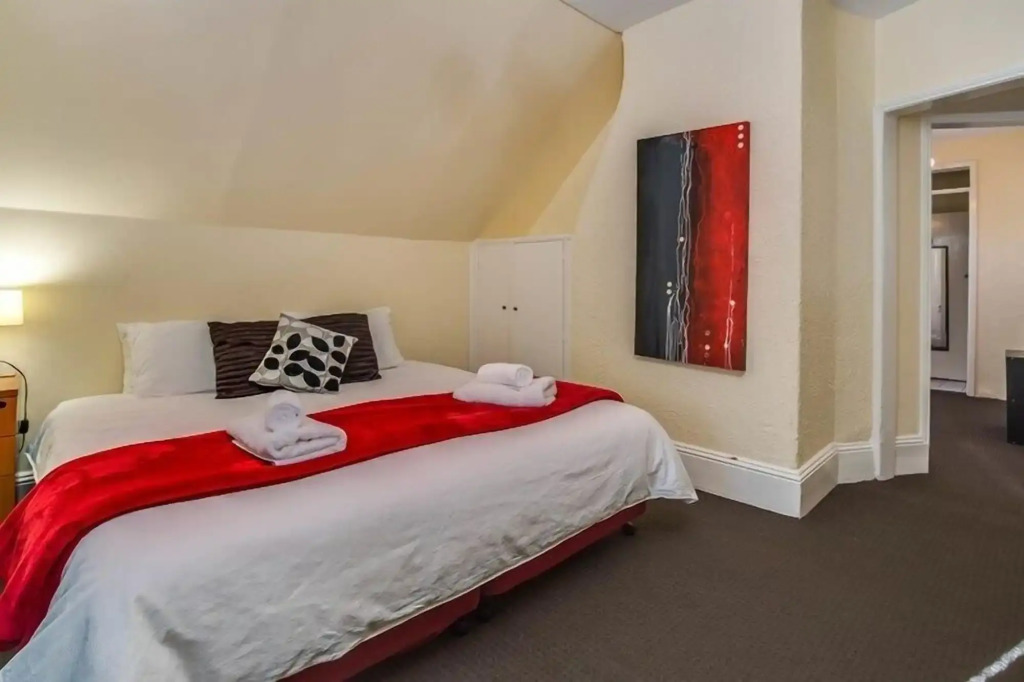 The Mews Motel