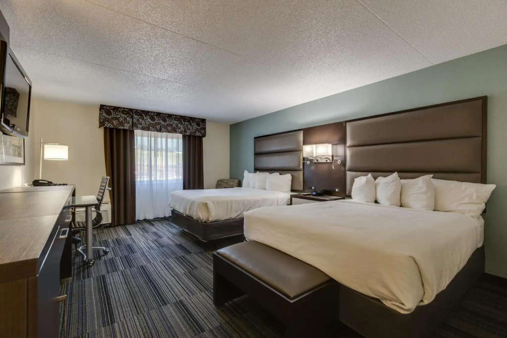 Club Hotel Nashville Inn & Suites