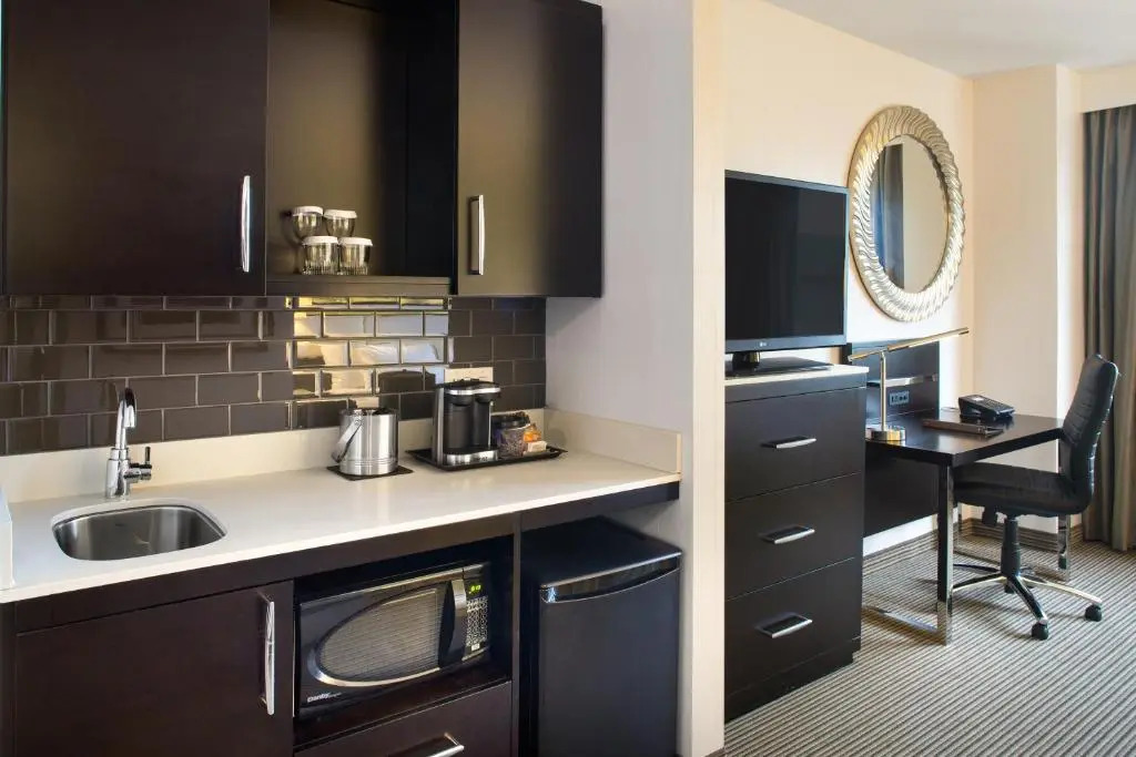The Hollis Halifax - a DoubleTree Suites by Hilton