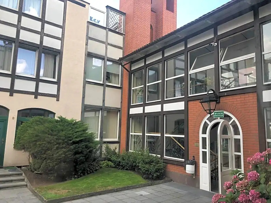 Szafarnia Apartments Old Town