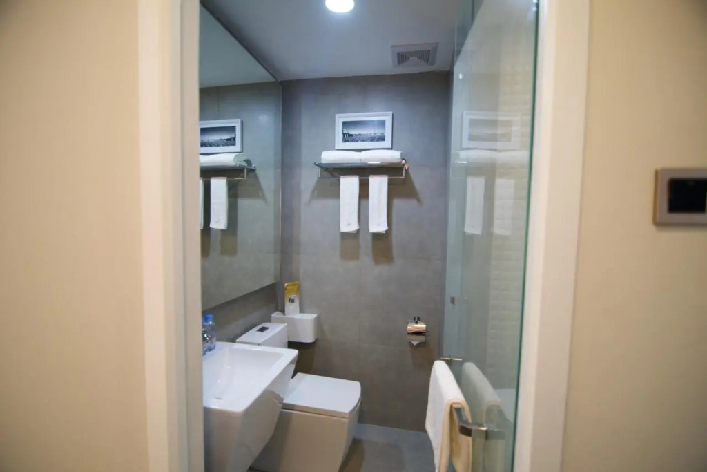 Verse Luxe Hotel Wahid Hasyim