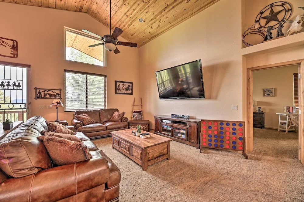 Deck & Views: Dog-friendly Cabin in Show Low!