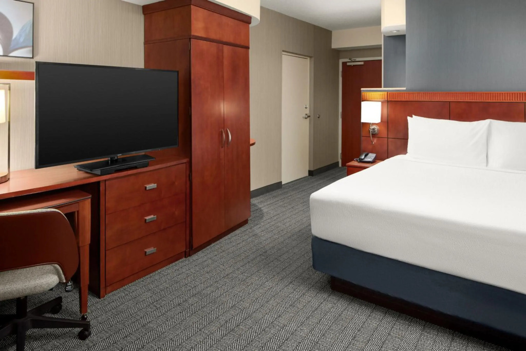 Courtyard by Marriott Winchester Medical Center