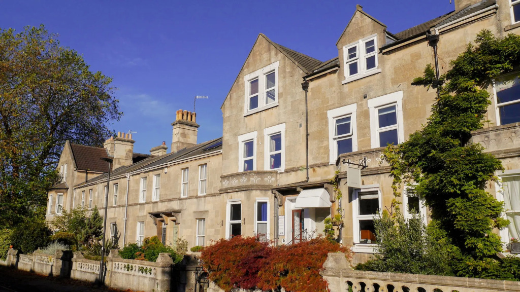 Lynwood House