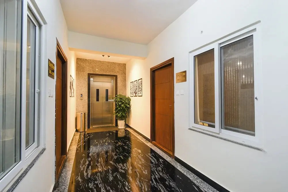 FabHotel Prime Cozy - Nr Yashoda Hospital, Hitech City