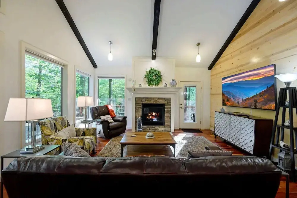 Silverbrook Cabin for 4