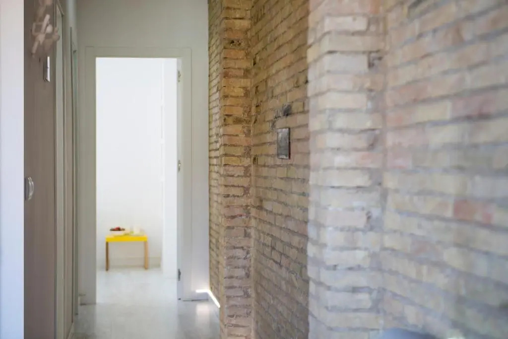 Singularstays Roger De Flor