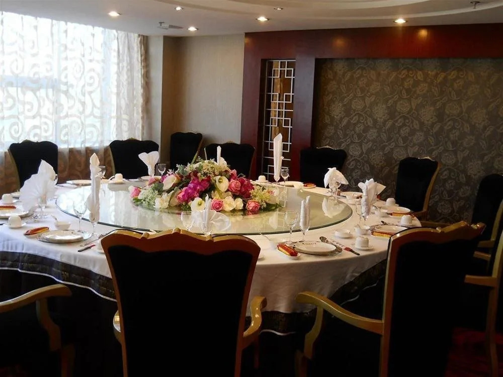 Yijing Holiday Hotel Yimeng Road Branch
