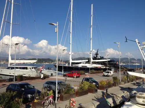Riviera Boat Resort