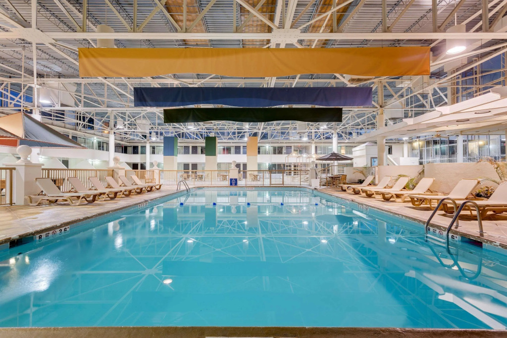 Ramada Montgomery