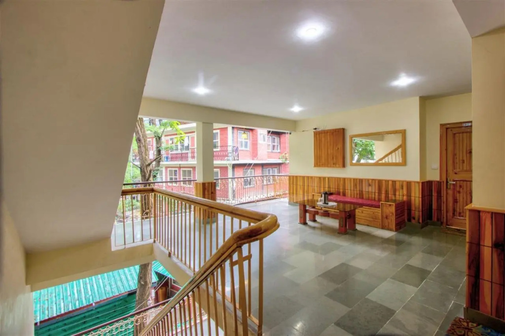 Hotel Samiru Manali