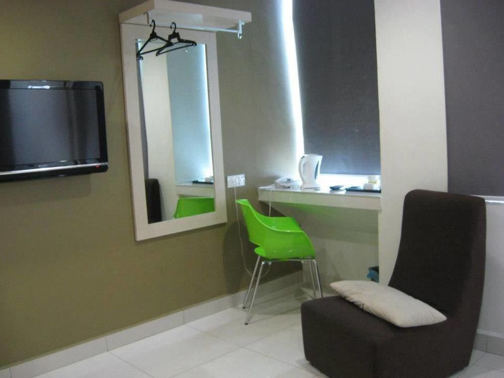 Hii-5 Hotel