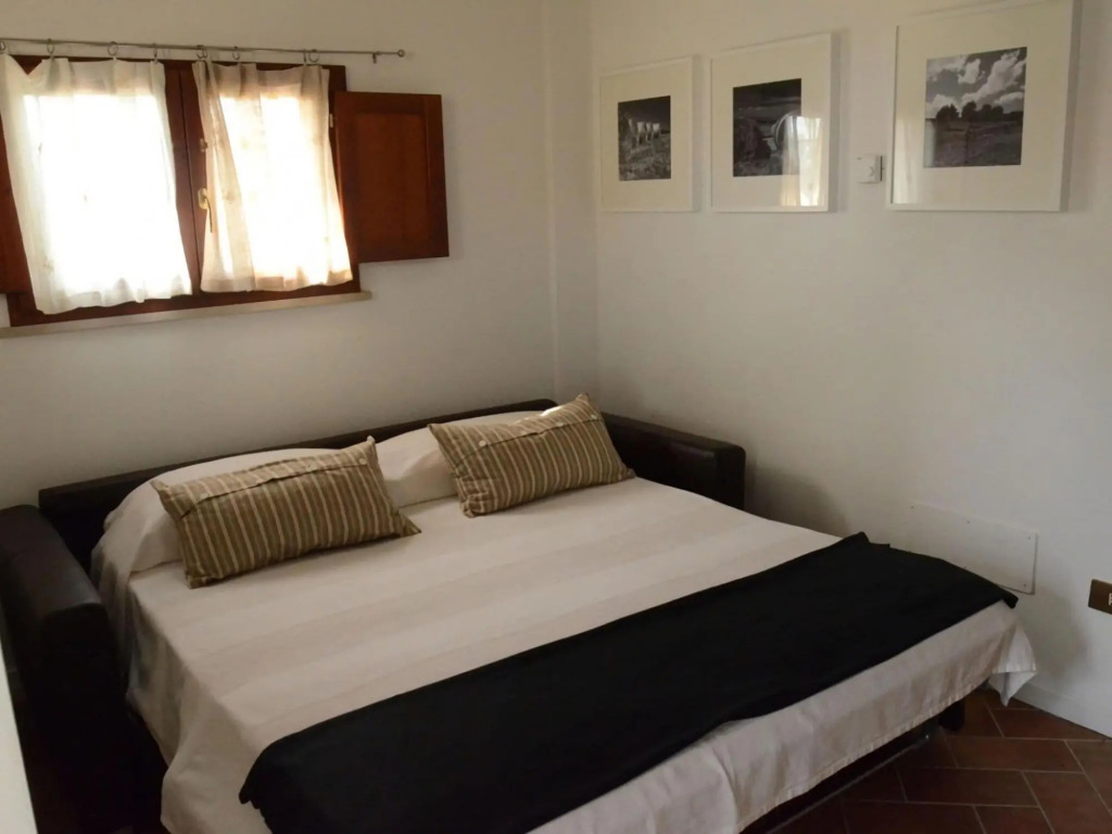 Pretty Apartment Near San Gimignano