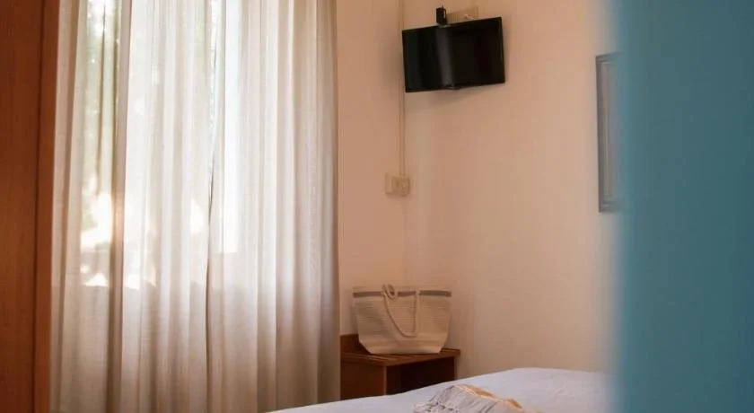HOTEL VIENNA "Casa di viaggiatori per viaggiatori"