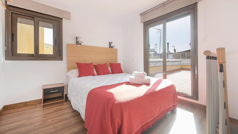 Duplex Arts Apartment A TVL 28-A