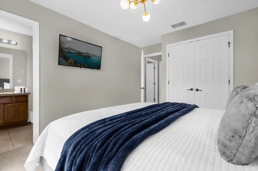 3 Bedrooms 25 Bathrooms Encantada 3122 Yl