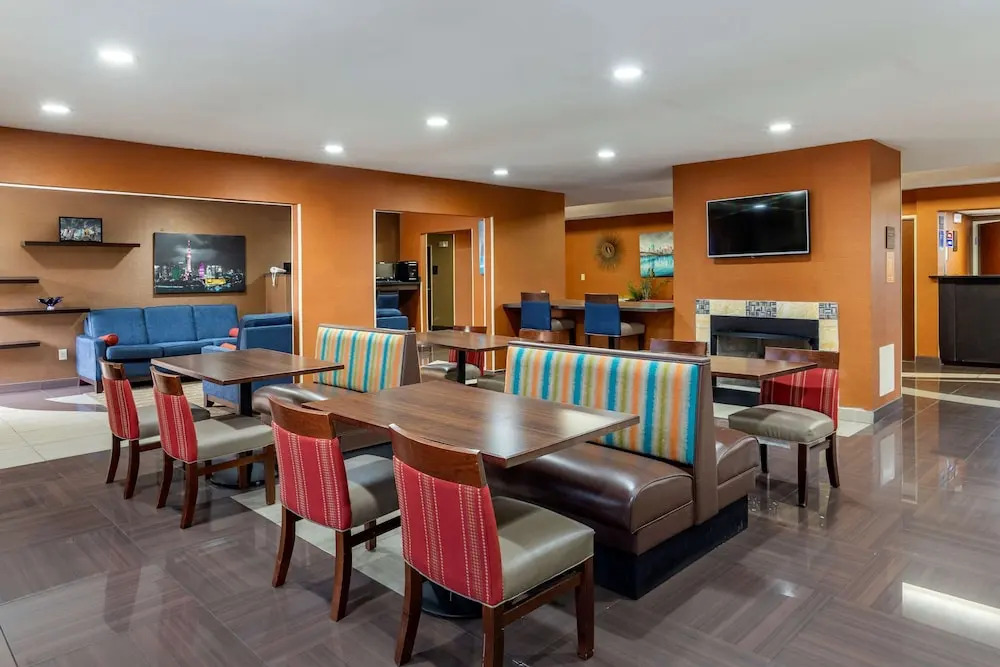 Comfort Inn