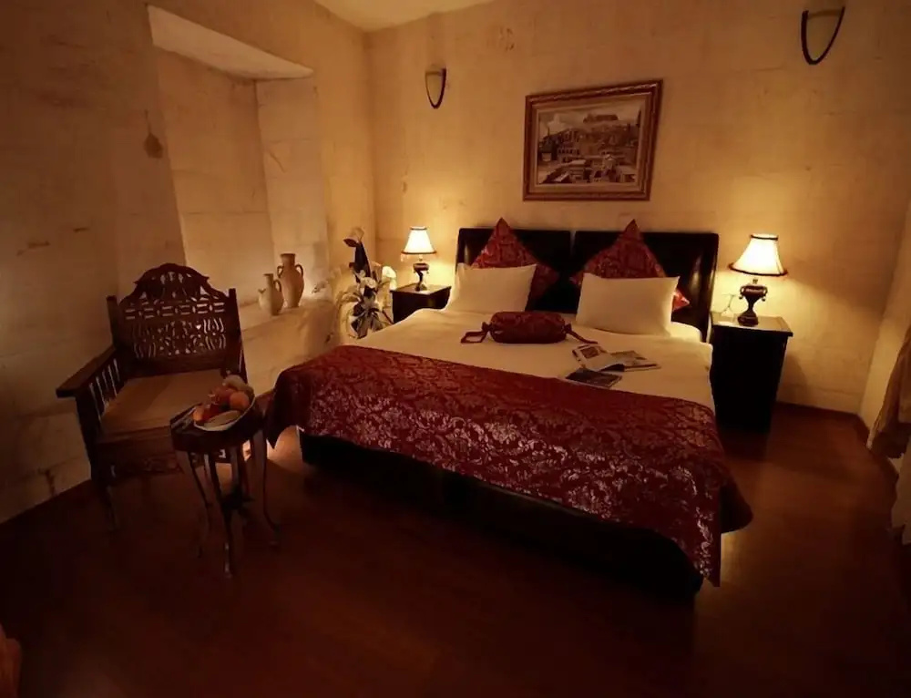 Zinciriye Hotel
