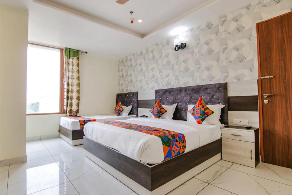 FabHotel Meridian Inn