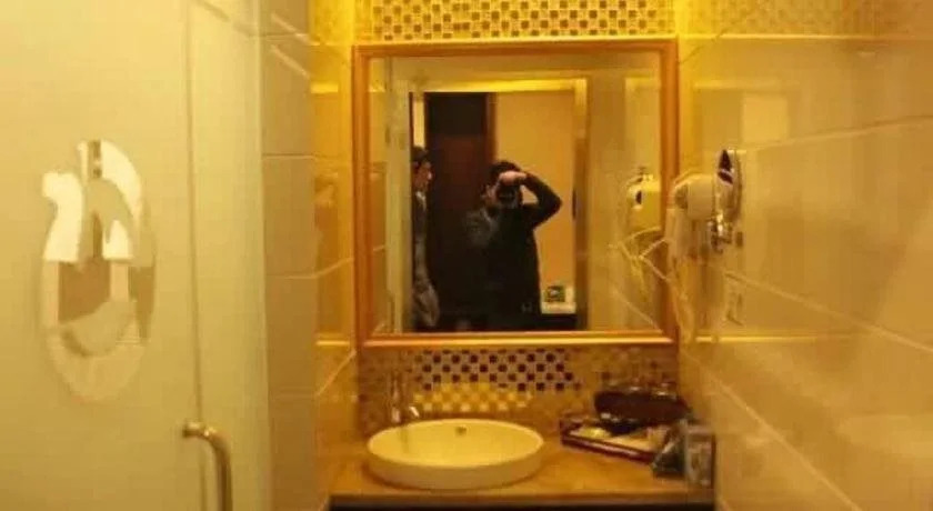 Jiujiang Yifeng Hotel