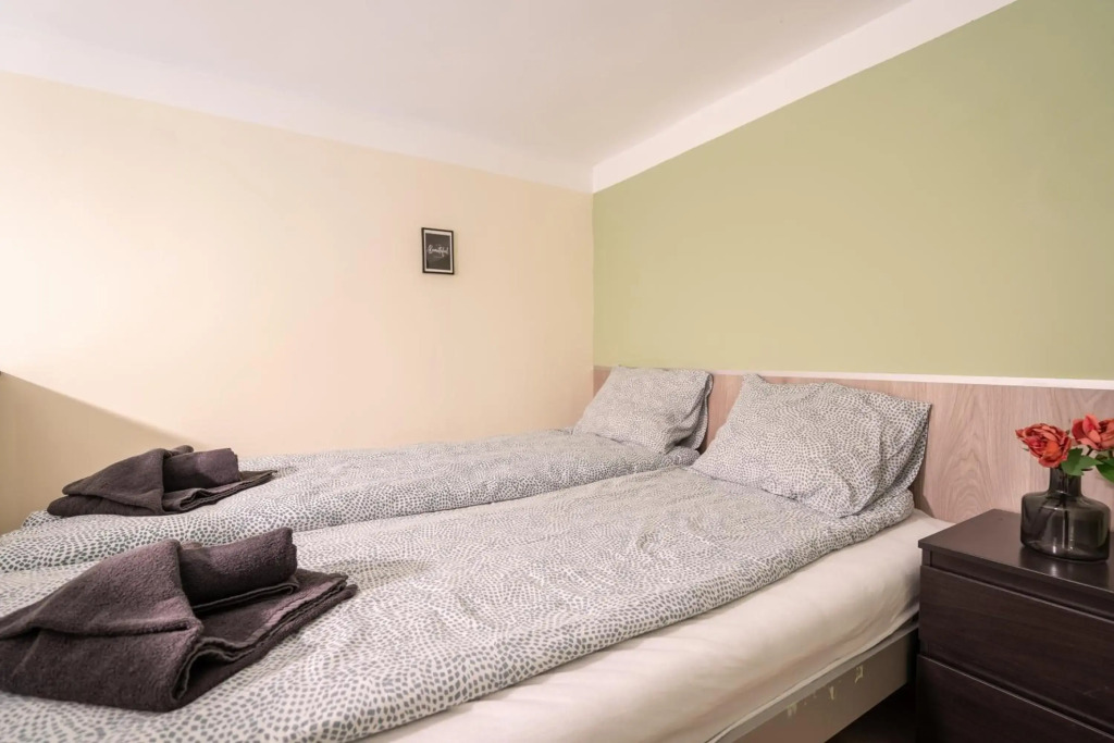 A20 - Boutique Apartment Best location, By BQA