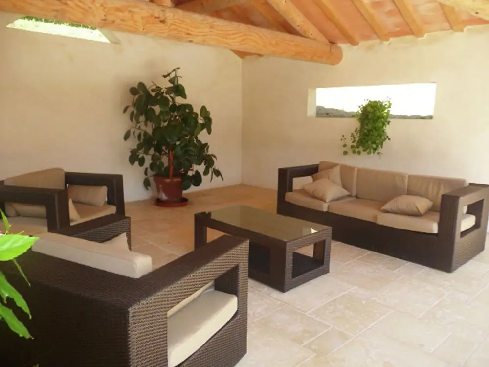 Attractive Holiday Home in C reste with Pool