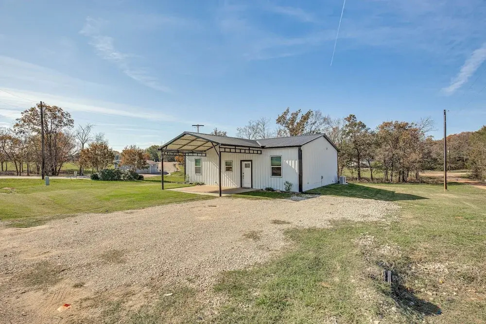 Lake Fork Cabin w/ Boat Launch & Fishing Pier