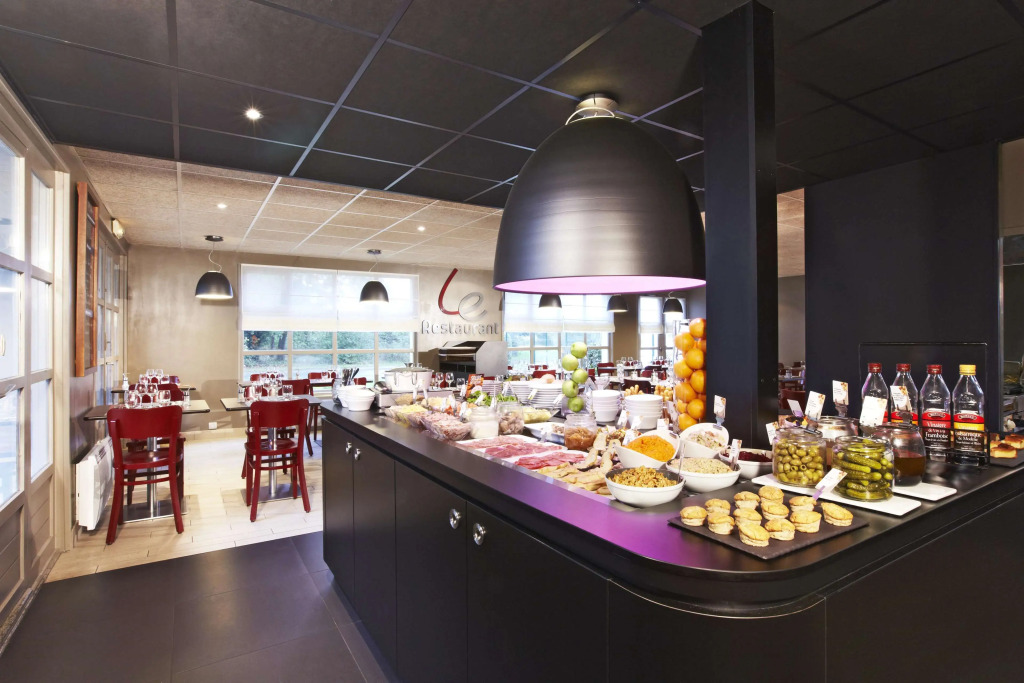 Campanile Orleans - La Source