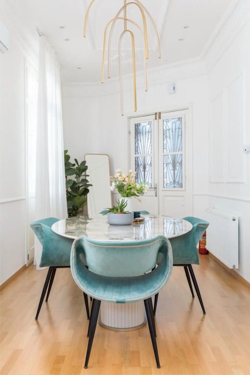 #Zoe: Lovely Penthouse by halu! Apartments